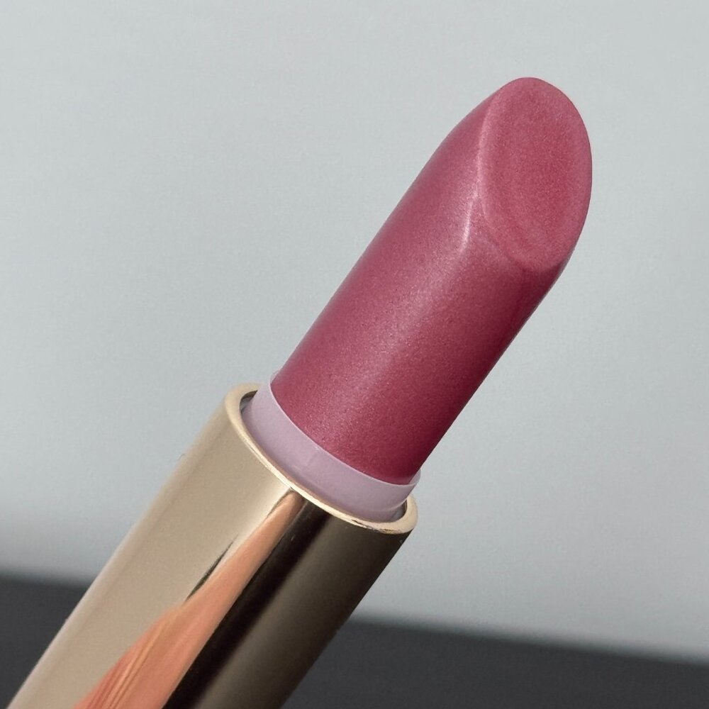 Estee Lauder PINK PARFAIT (221) Pure Color Envy Hi-Lustre Sculpting Lipstick